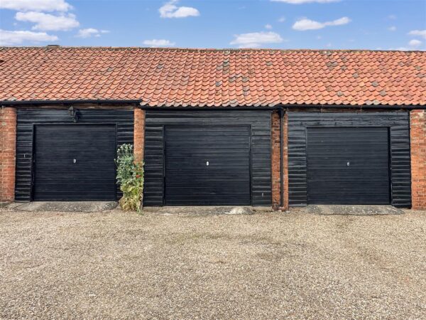 The Barns, Cross Lane, Farndon, Newark