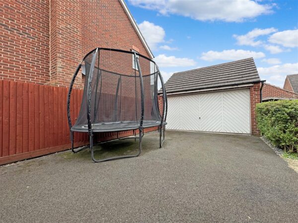 Swinderby Close, Newark