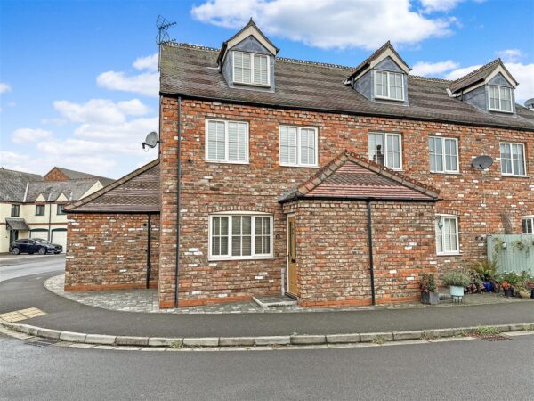 Cambrian Way, North Hykeham, Lincoln