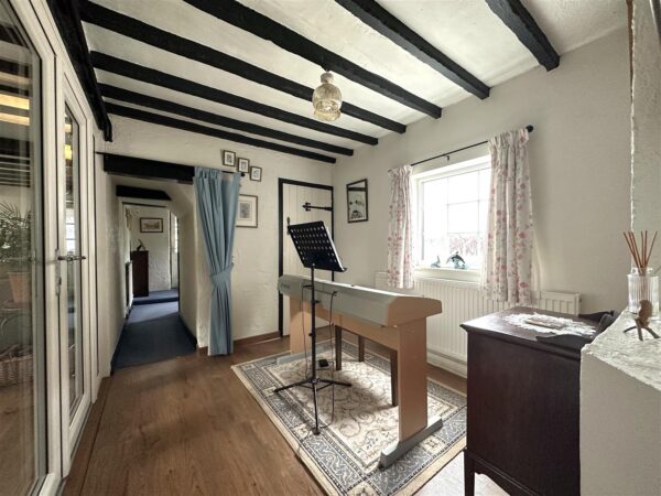 Ferry Lane Cottage, Main Street, North Muskham, Newark