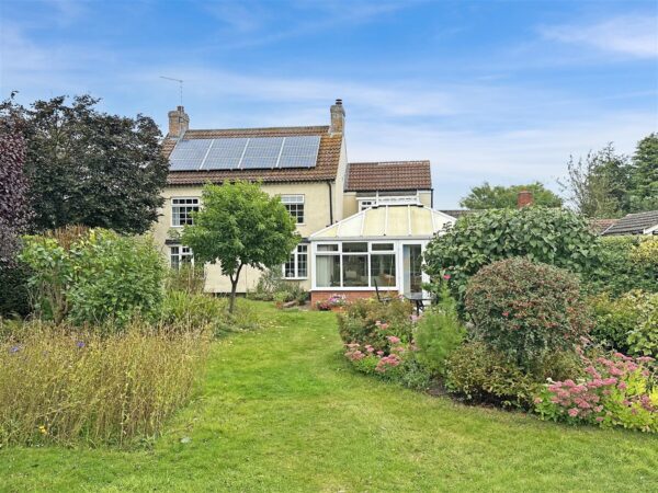 Ferry Lane Cottage, Main Street, North Muskham, Newark