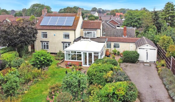 Ferry Lane Cottage, Main Street, North Muskham, Newark