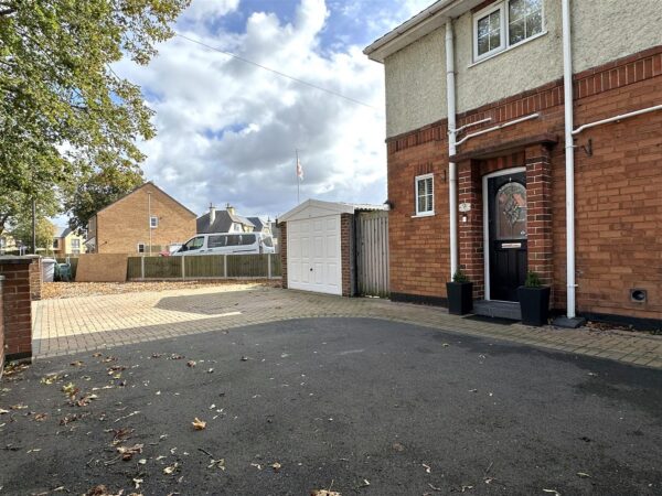 Carlton Road, Newark