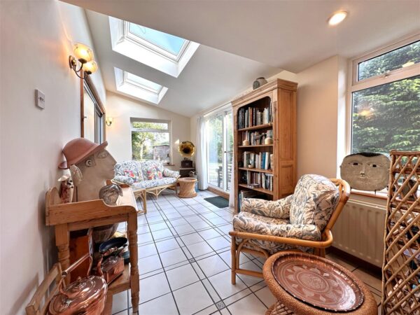 Woodhill Farmhouse, Woodhill Road, Collingham, Newark