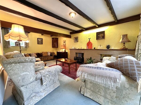 Woodhill Farmhouse, Woodhill Road, Collingham, Newark