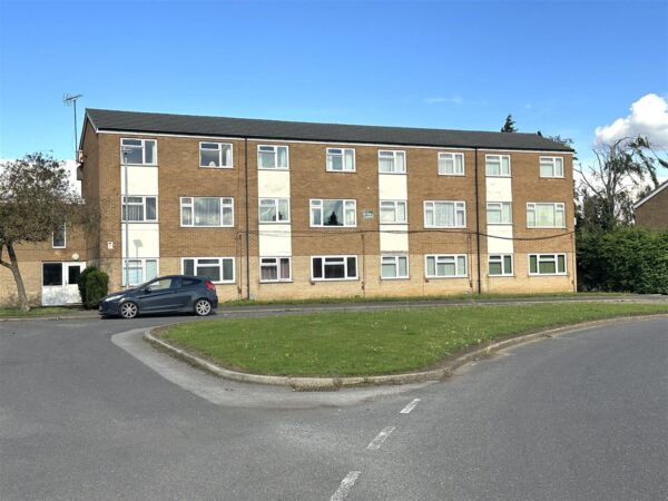 Wolfit Avenue, Balderton, Newark