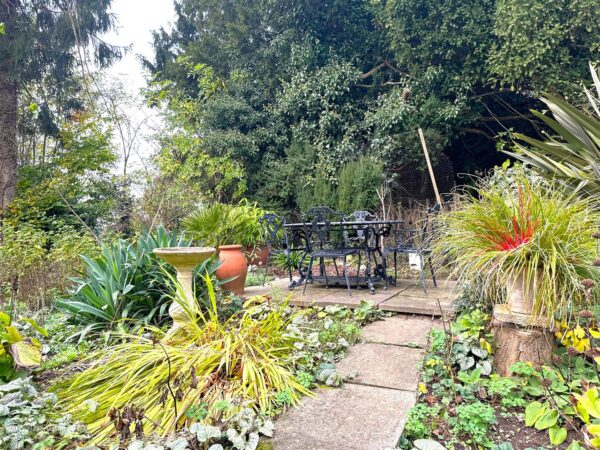 Stone Rings, Gainsborough Road, Winthorpe, Newark