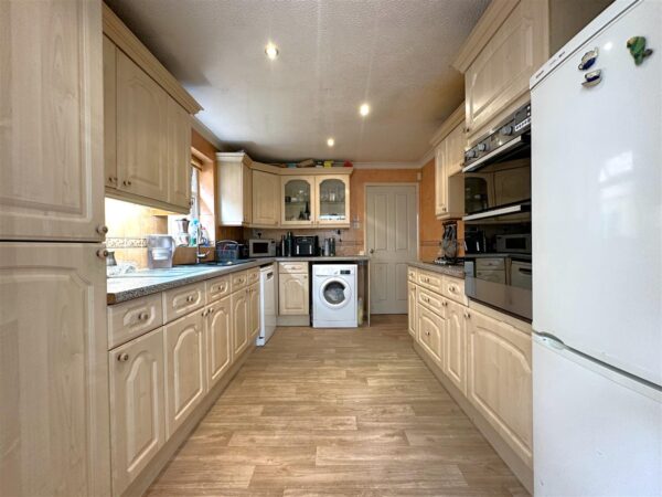 Catkin Way, New Balderton, Newark
