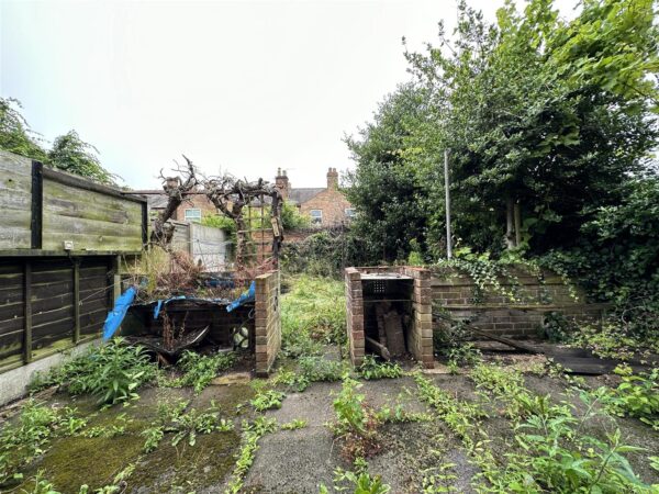 St.Augustines Close, Newton Street, Newark