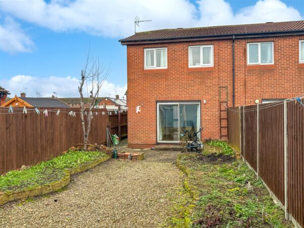 Regents Close, Collingham, Newark