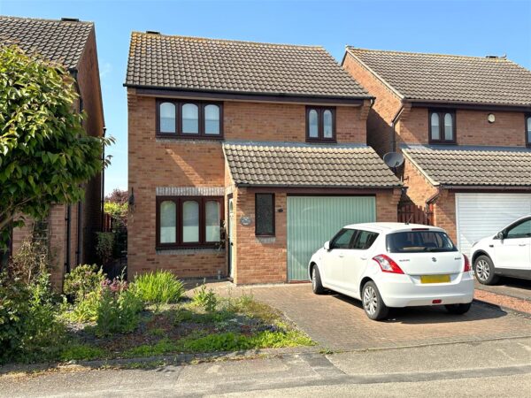 Westfield Way, Farndon, Newark