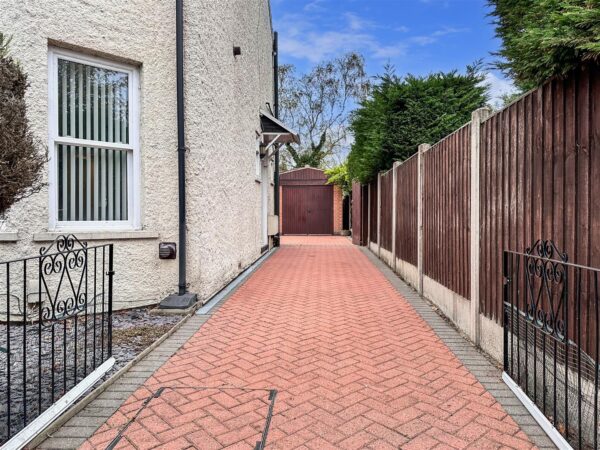 Lime Grove, Newark