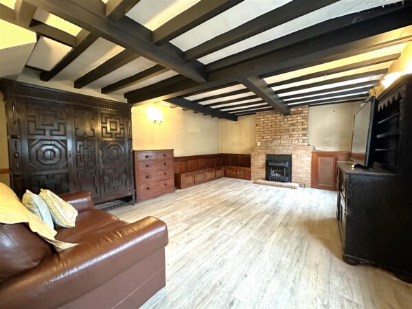 Glen Cottage, Low Street, Collingham, Newark