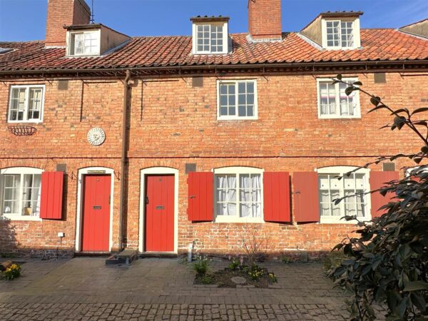 St. Leonards Court, Newark