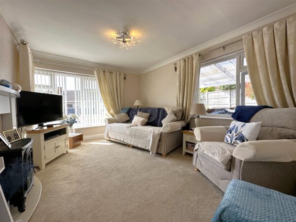Shelley Close, Balderton, Newark