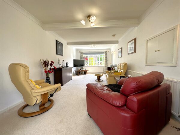 Peterborough Road, Collingham, Newark