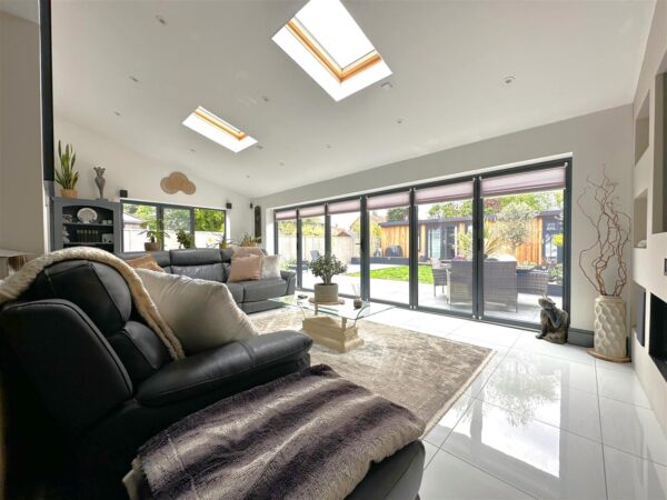 Masefield Crescent, Balderton, Newark