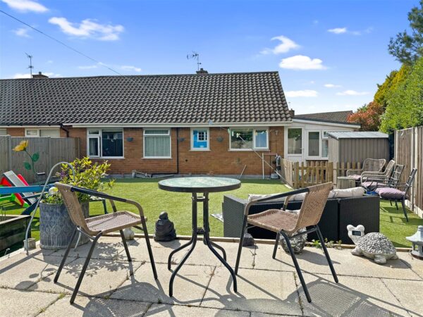 Shelley Close, Balderton, Newark
