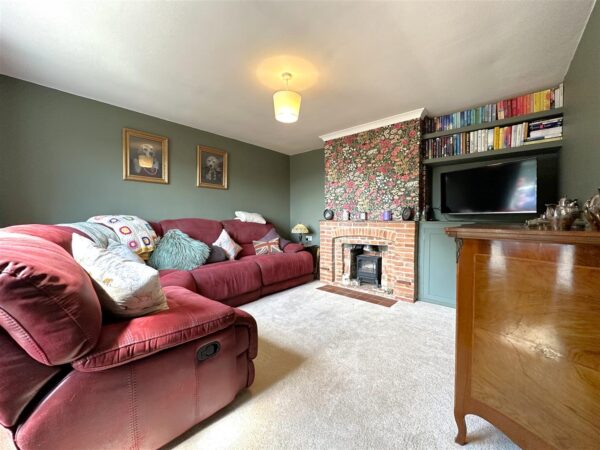 Windsor Close, Collingham, Newark