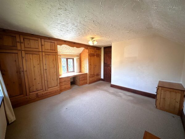 Woodhill Road, Collingham, Newark