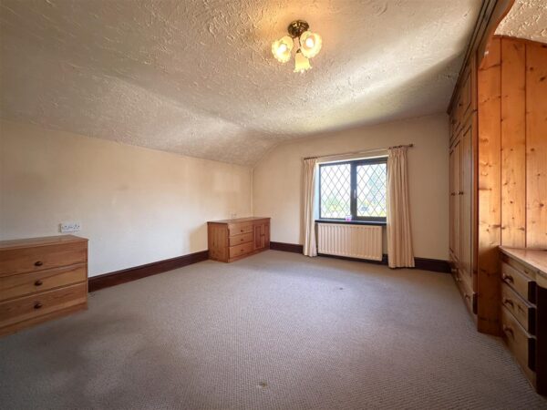 Woodhill Road, Collingham, Newark