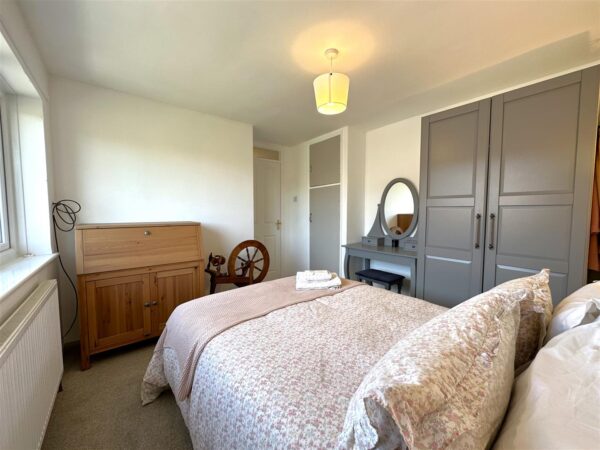 Windsor Close, Collingham, Newark