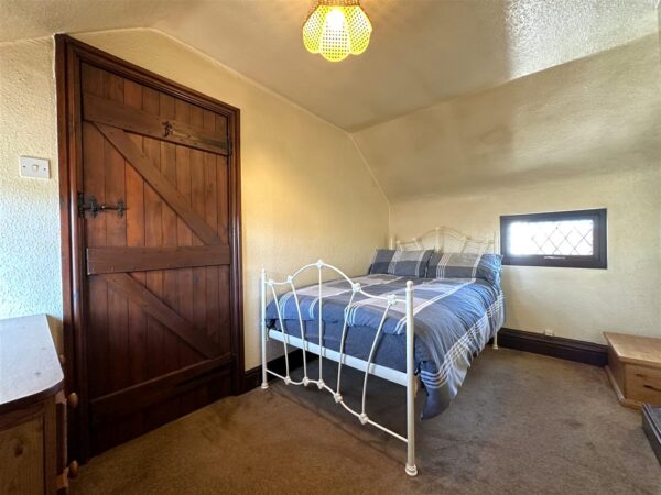 Woodhill Road, Collingham, Newark