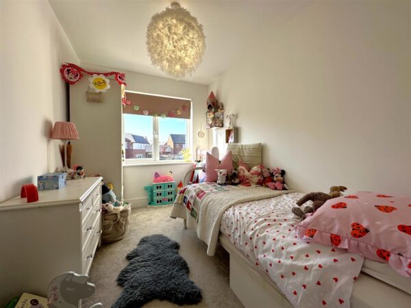 Threadneedle Way, Middlebeck, Newark