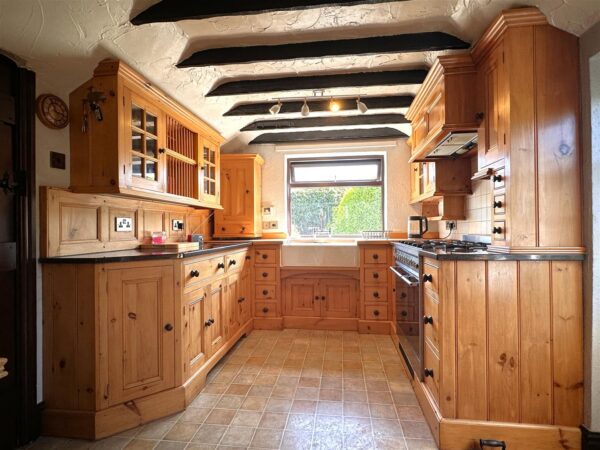 Woodhill Road, Collingham, Newark