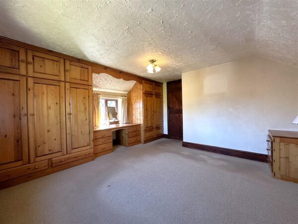 Woodhill Road, Collingham, Newark