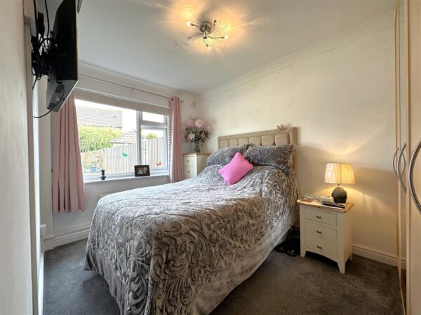 Shelley Close, Balderton, Newark