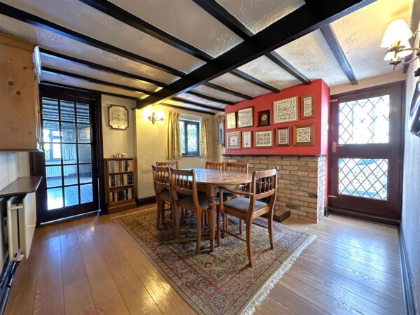 Woodhill Road, Collingham, Newark