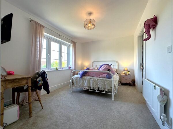 Threadneedle Way, Middlebeck, Newark