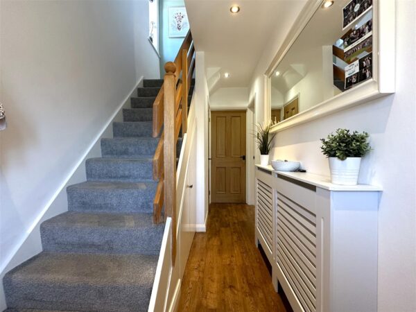 Lacey Green, Balderton, Newark