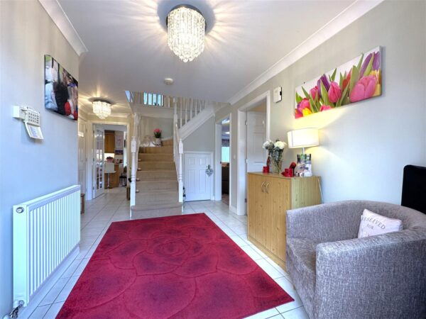 Gilbert Way, Fernwood, Newark