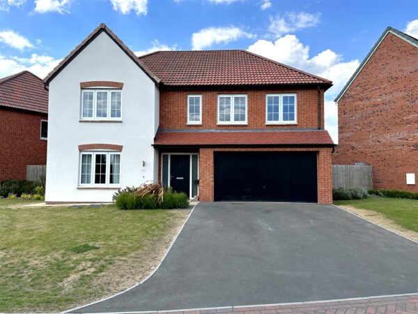 Threadneedle Way, Middlebeck, Newark