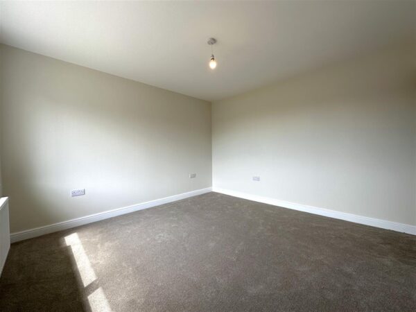 St. Catherines Close, Newark