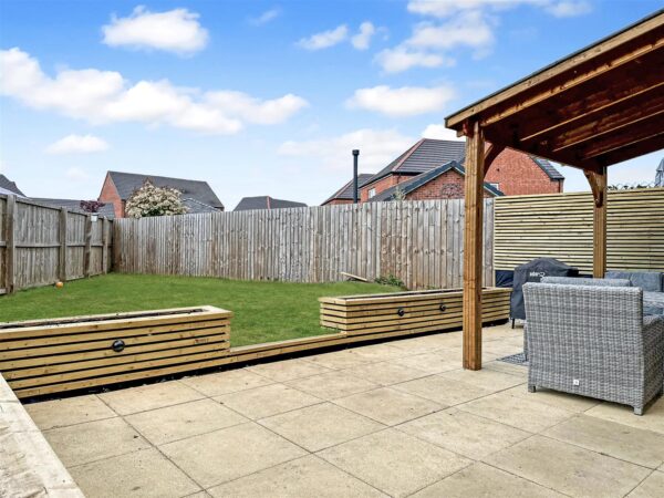 Threadneedle Way, Middlebeck, Newark