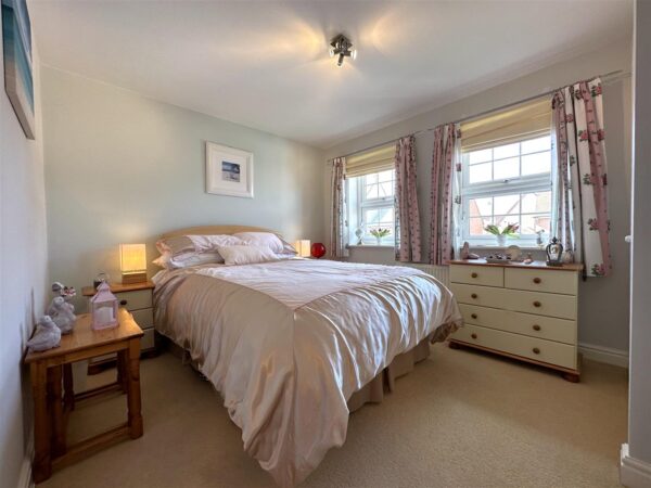 Gilbert Way, Fernwood, Newark
