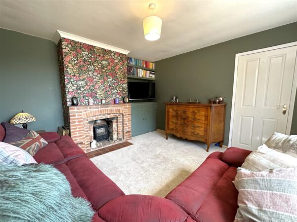 Windsor Close, Collingham, Newark