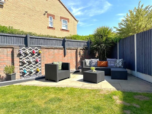 Lacey Green, Balderton, Newark