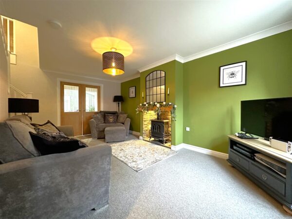 Wickliffe Park, Claypole, Newark