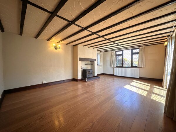 Woodhill Road, Collingham, Newark