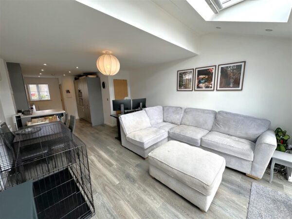 Bluebell Drive, Middlebeck, Newark