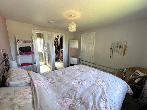 Oak Avenue, Farndon, Newark