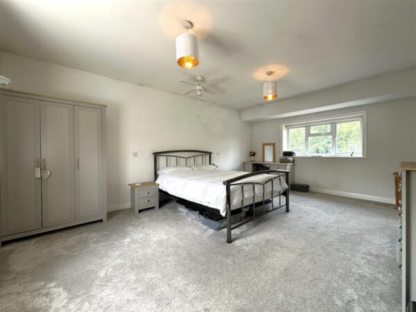 Floral Villas, Sutton-On-Trent, Newark