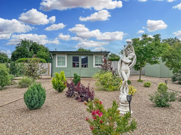 Natures Haven, Manor Road, Swinderby, Lincoln