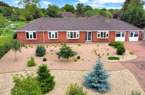 Natures Haven, Manor Road, Swinderby, Lincoln