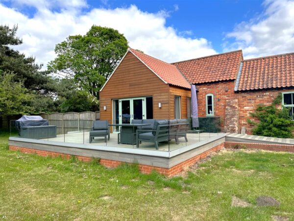 Halfway Farm Cottage, Newark Road, Swinderby, Lincoln