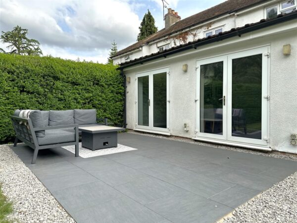 Floral Villas, Sutton-On-Trent, Newark
